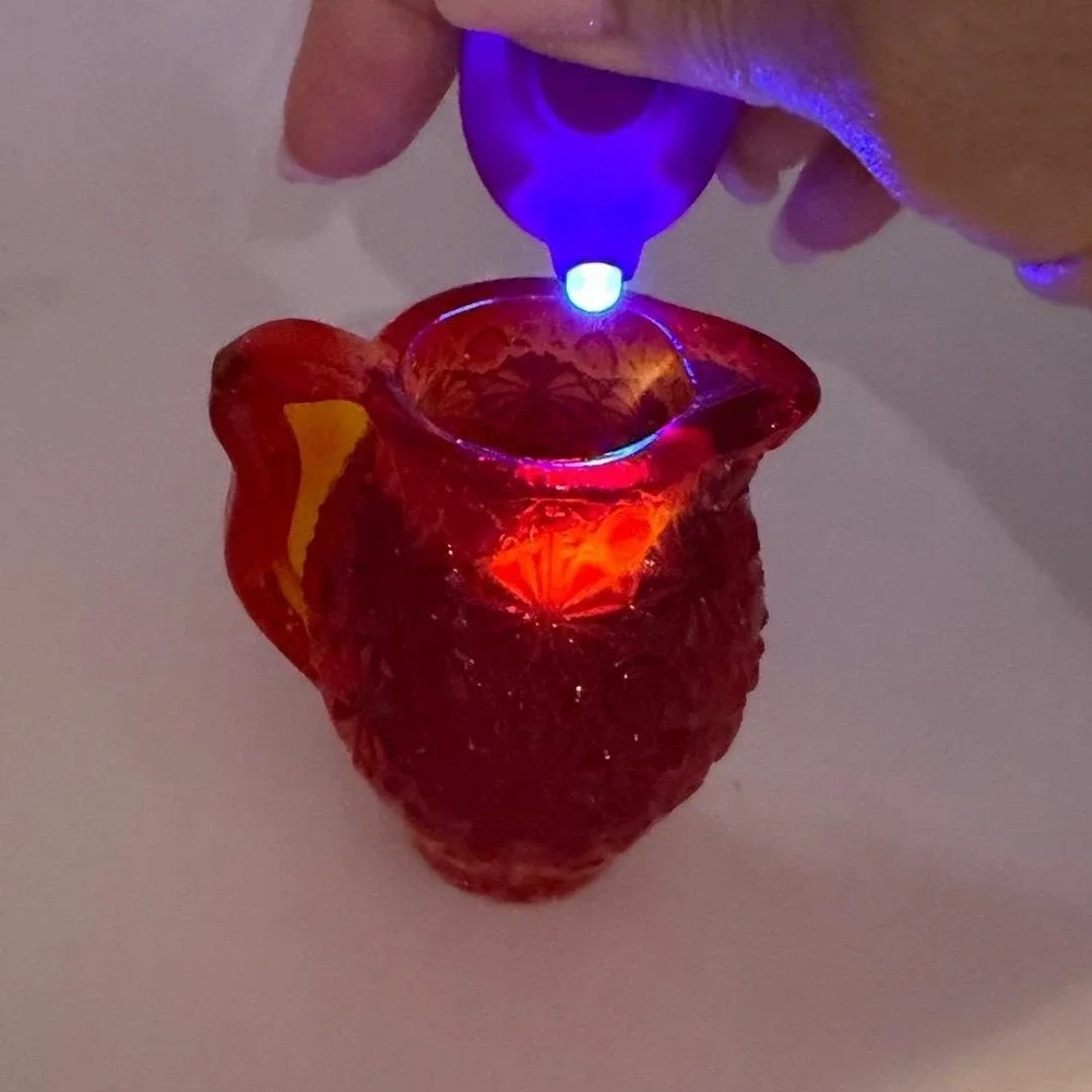 Vintage Amberina Glass Creamer Pitcher‎ Daisy and Button Red Orange 3 Inch